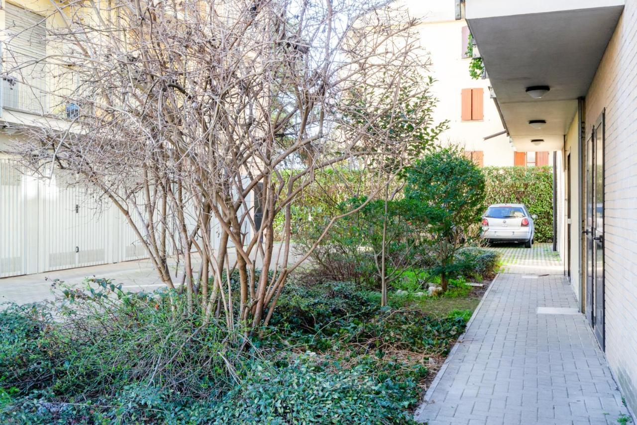 Parma Fiere Studio Con Parcheggio E Balcone Lejlighed Eksteriør billede